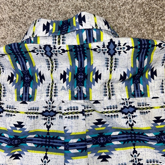 Ariat Button Down Men Shirt Size Medium Aztec Southwestern Cowboy Rodeo - Picture 6 of 10